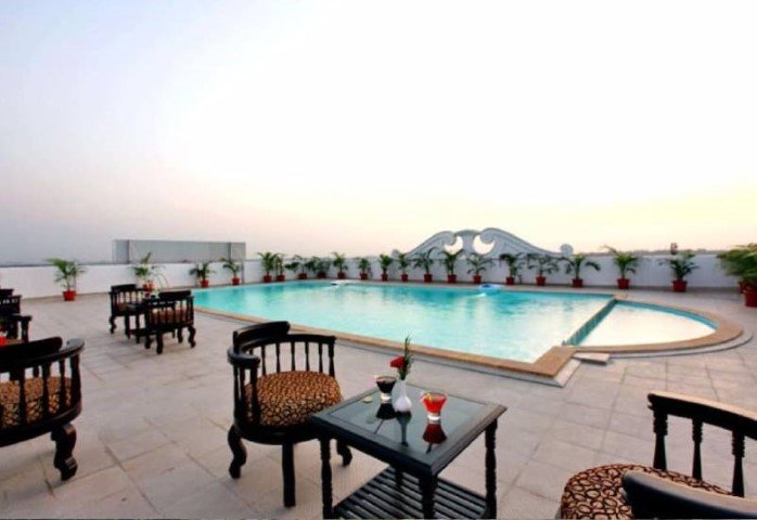 HOTEL AIRLINK CASTLE KOCHI KERALA